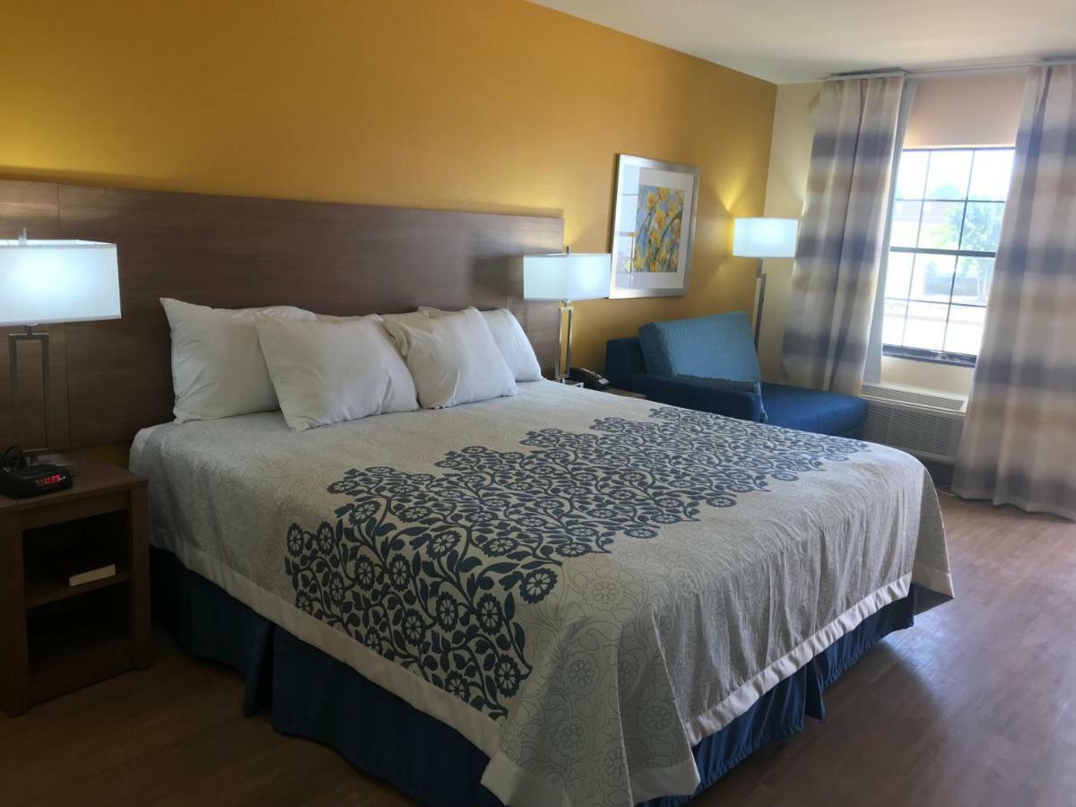 Days Inn By Wyndham Batesville Exterior foto